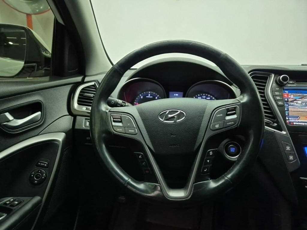 HYUNDAI Santa Fe - Vista 9