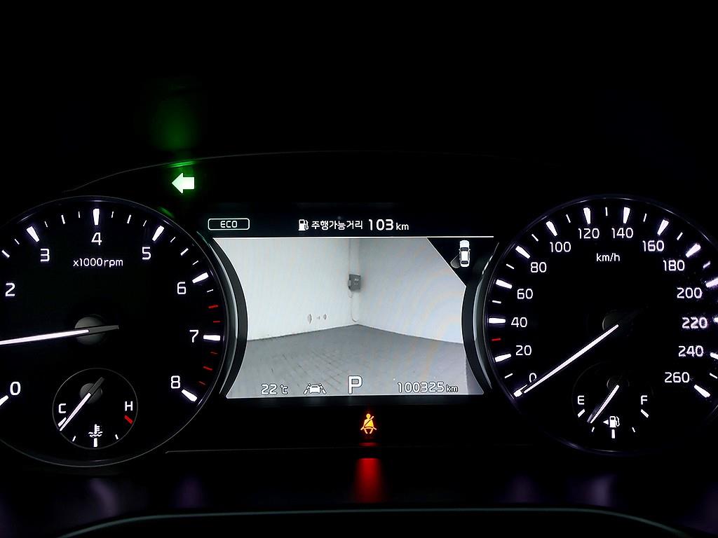 KIA K9 - Vista 11