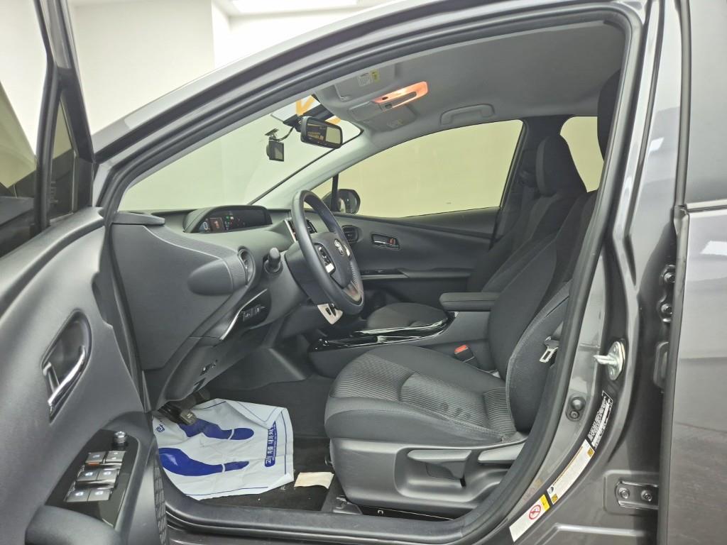 Toyota Prius - Vista 11