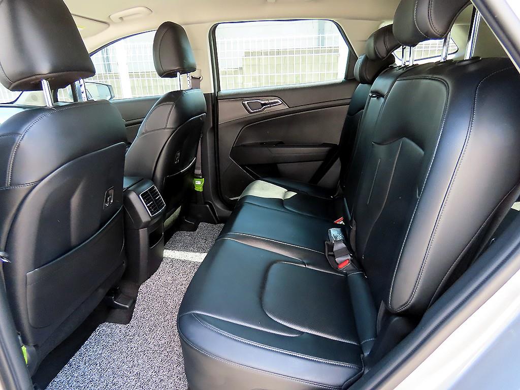 KIA Sportage - Vista 6