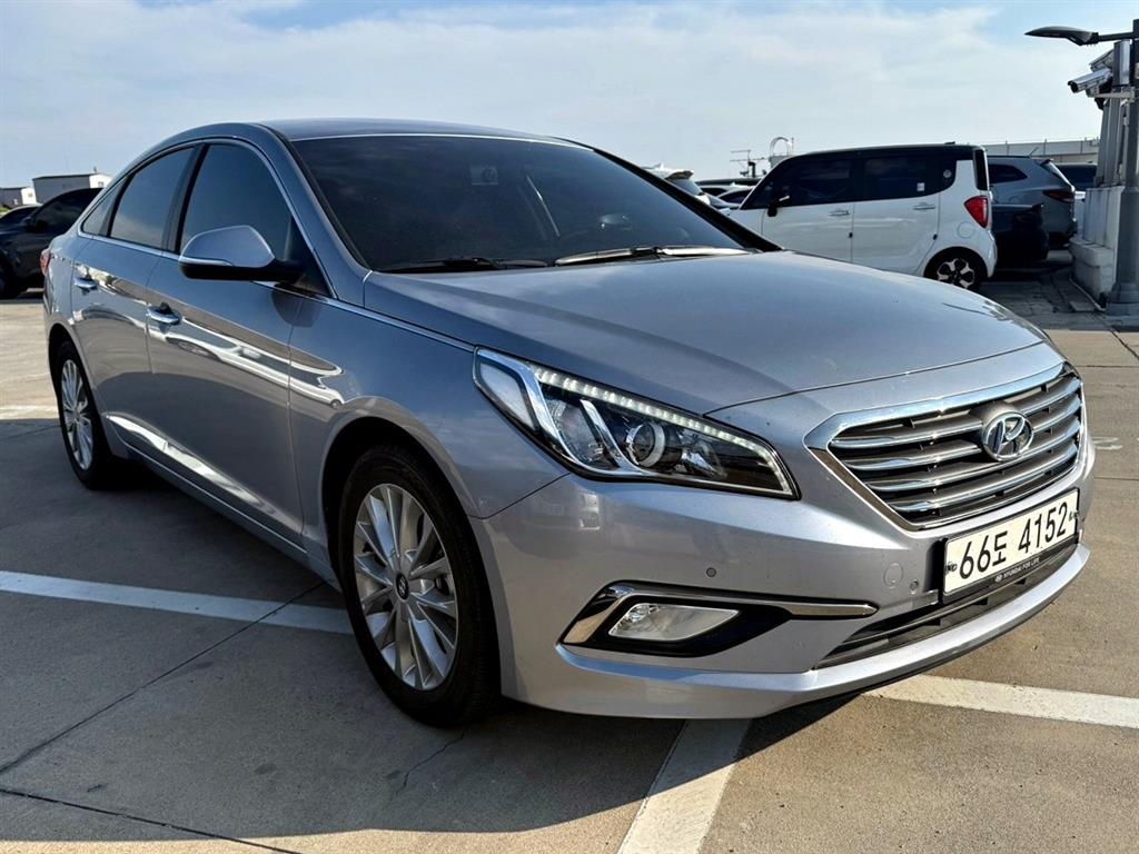 HYUNDAI Sonata - Vista 5