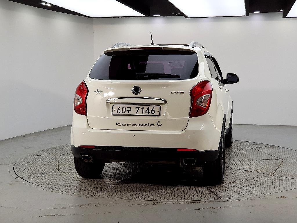 Ssangyong Korando - Vista 3