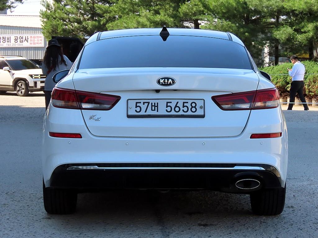 KIA K5 - Vista 4