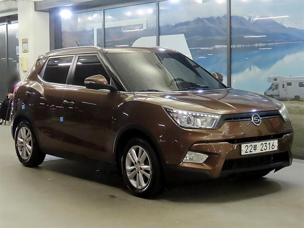 Ssangyong Tivoli 2015 Café - Importación desde Corea - HF Imports Iquique - Foto 1