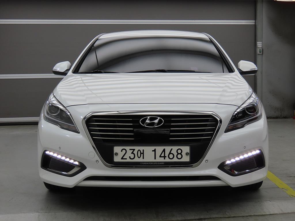 HYUNDAI Sonata - Vista 2