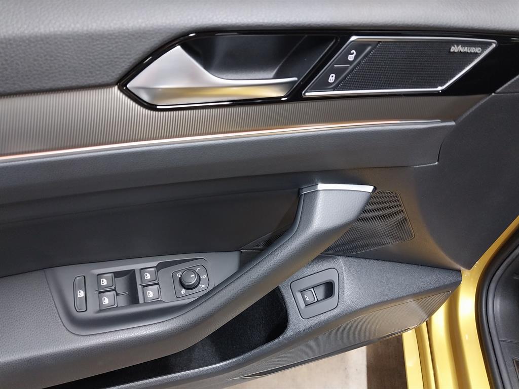 Volkswagen Arteon - Vista 12