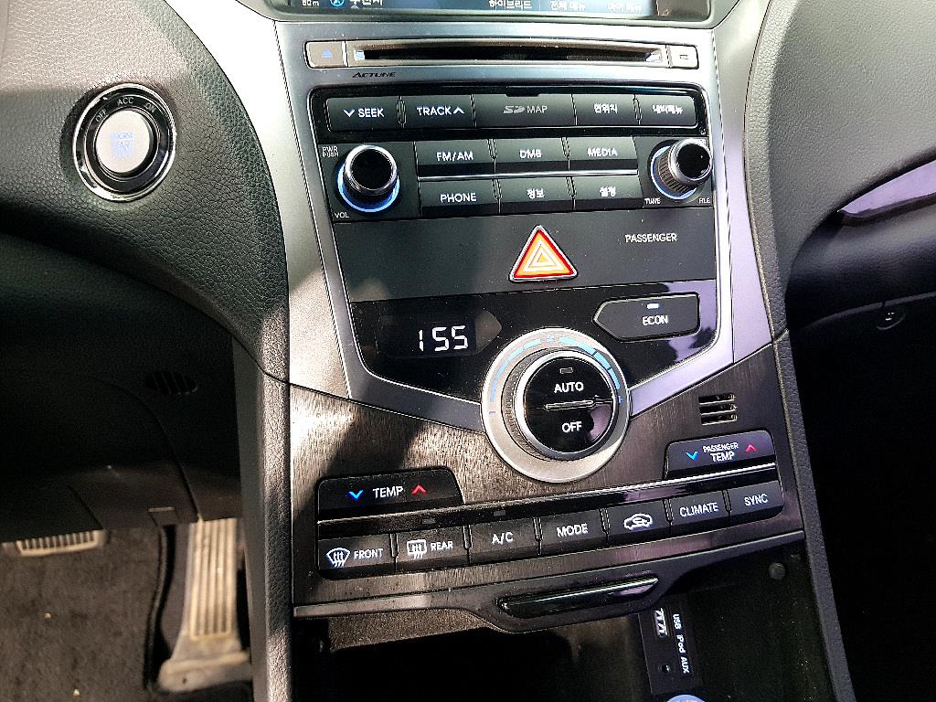 HYUNDAI Grandeur - Vista 11