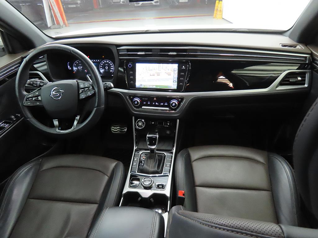 Ssangyong Korando - Vista 5