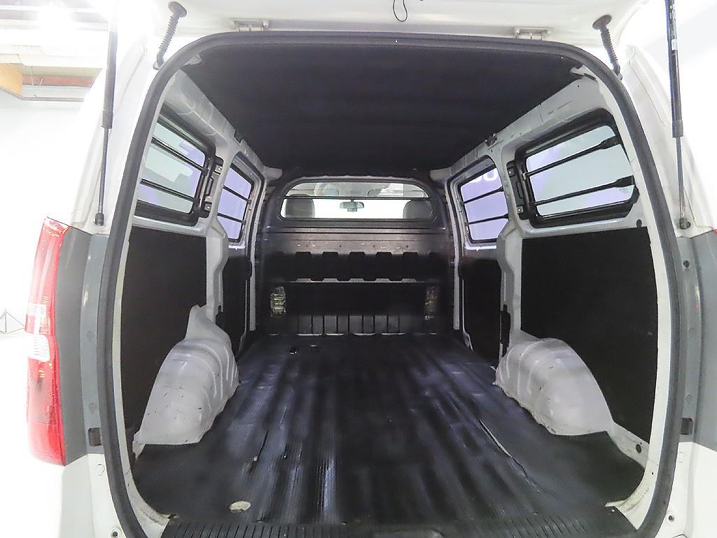 HYUNDAI Starex 2016 Blanco - Importación desde Corea - HF Imports Iquique - Foto 9