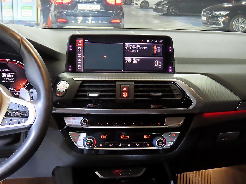 BMW X3 - Vista 11
