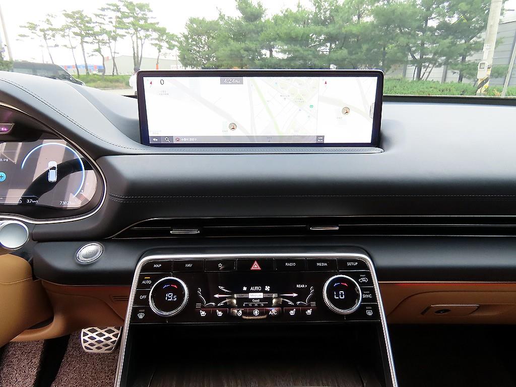 Genesis GV80 - Vista 12