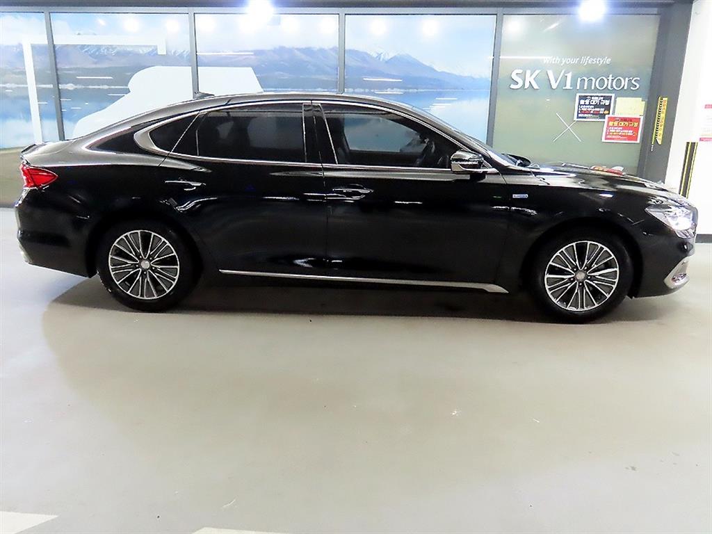 HYUNDAI Grandeur - Vista 3