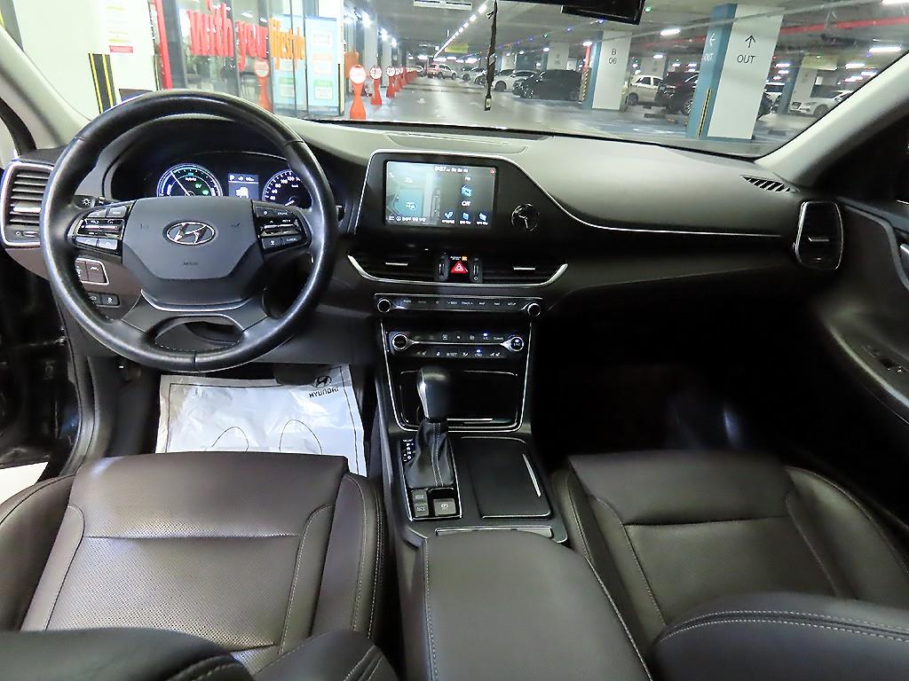 HYUNDAI Grandeur - Vista 10