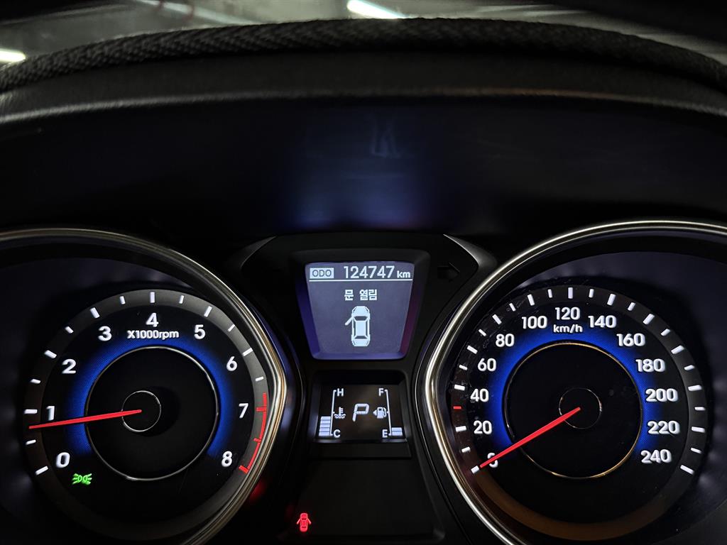HYUNDAI Avante 2012 Blanco - Importación desde Corea - HF Imports Iquique - Foto 14