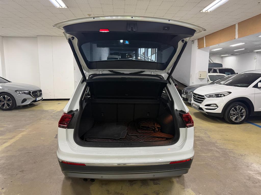 Volkswagen Tiguan 2020 Blanco - Importación desde Corea - HF Imports Iquique - Foto 19