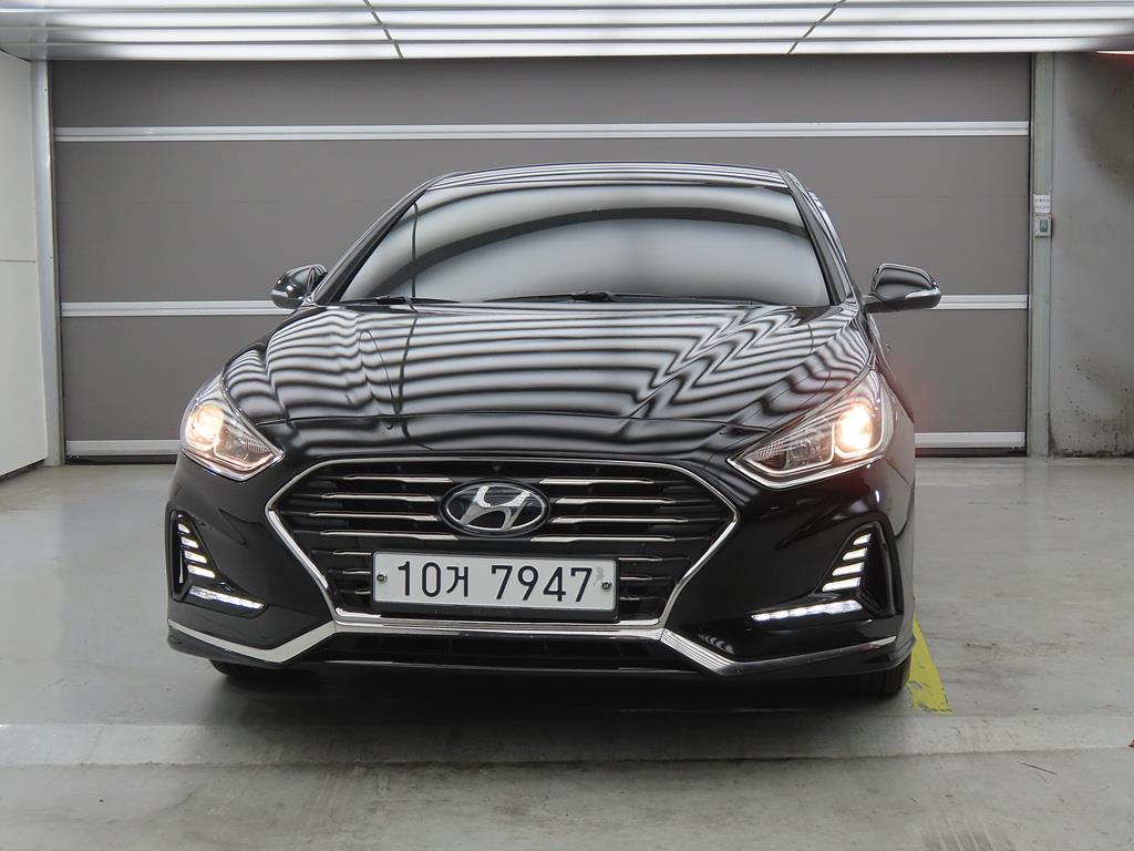 HYUNDAI Sonata - Vista 2