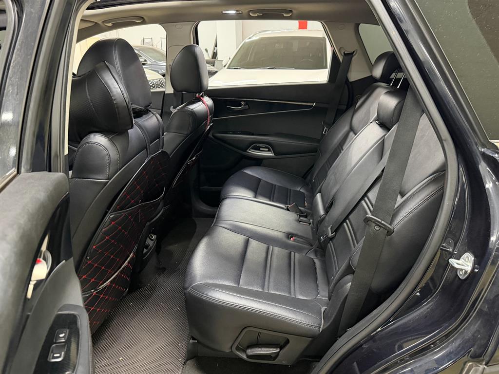 KIA Sorento - Vista 7