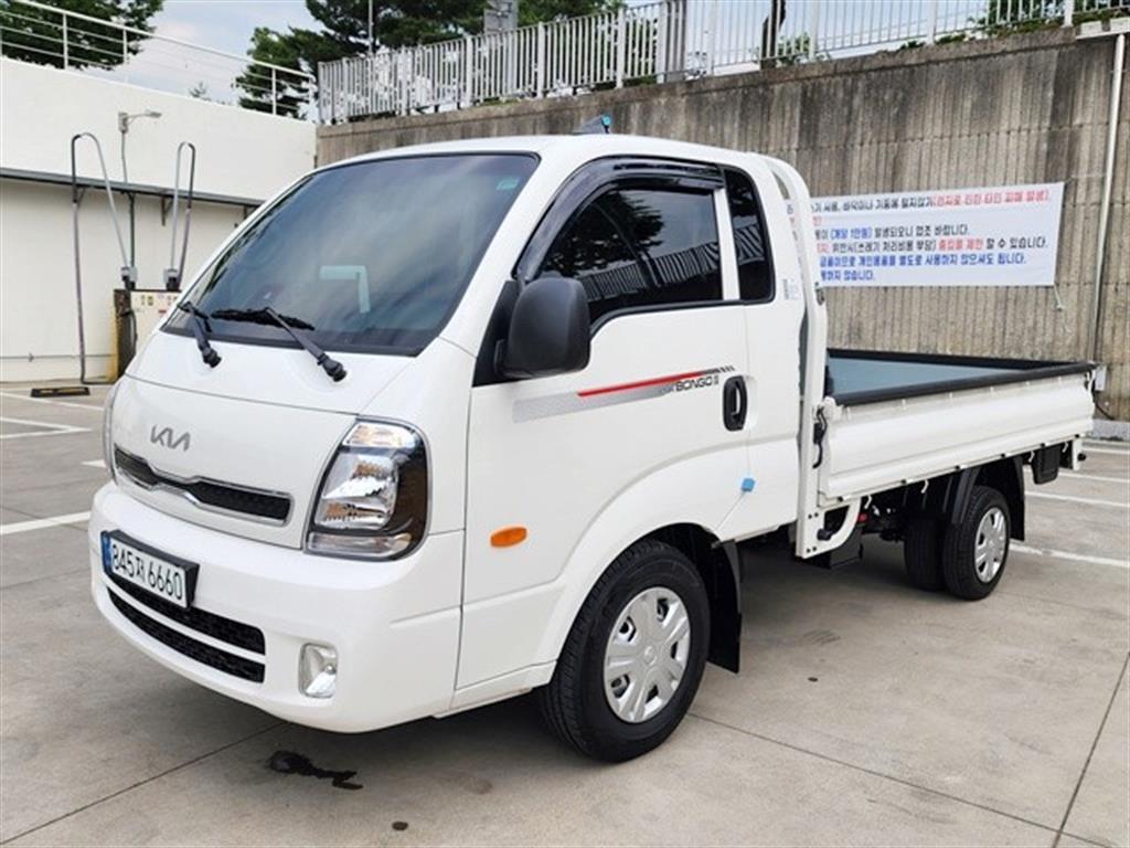 Small Truck Cargo (small) 2025 Blanco - Importación desde Corea - HF Imports Iquique - Foto 1