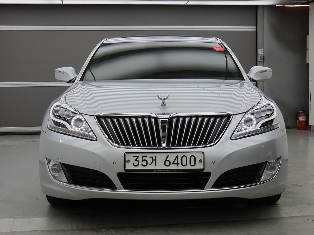 HYUNDAI Equus - Vista 2