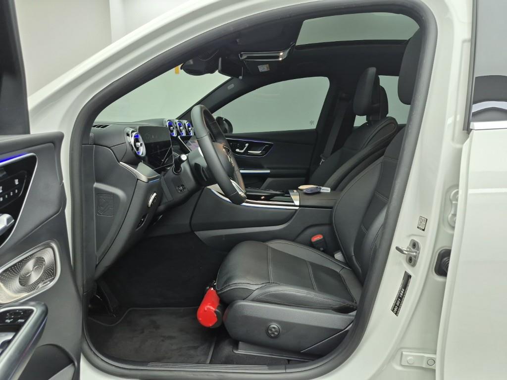 Mercedes Benz GLC Class - Vista 11