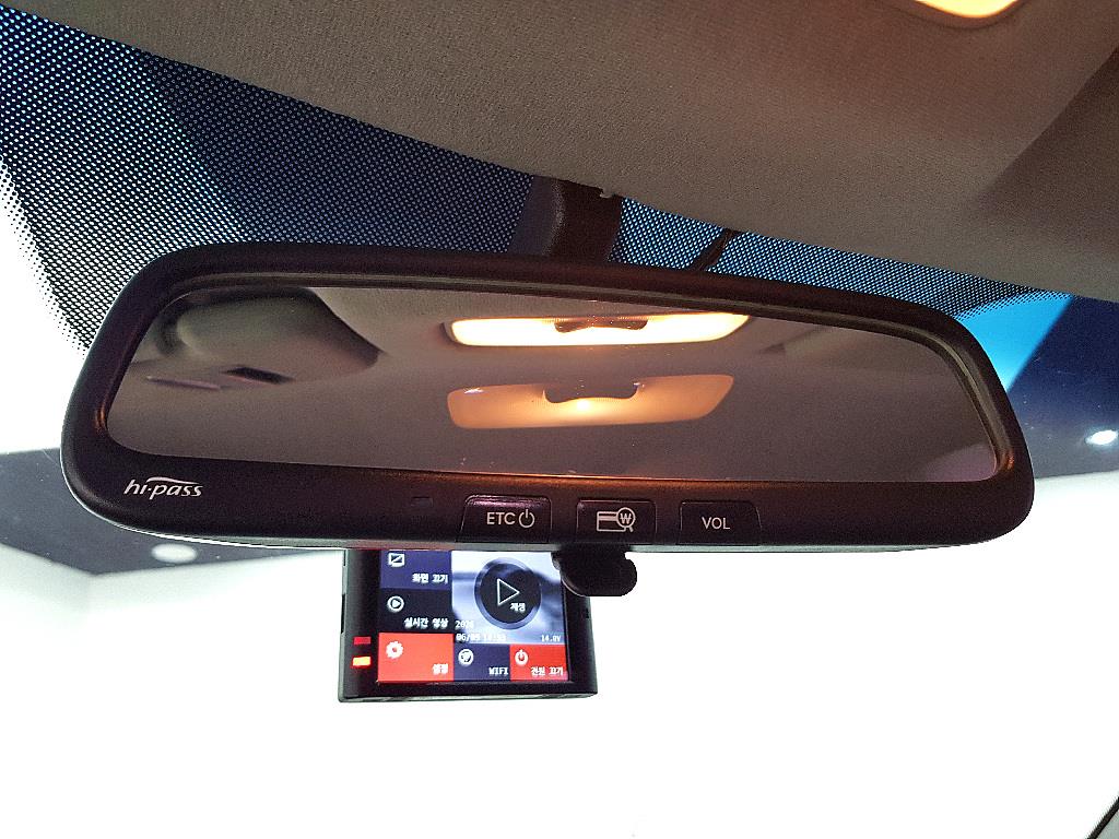 KIA Morning - Vista 11