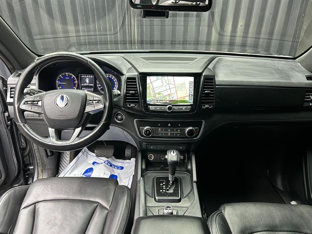 Ssangyong Rexton - Vista 8