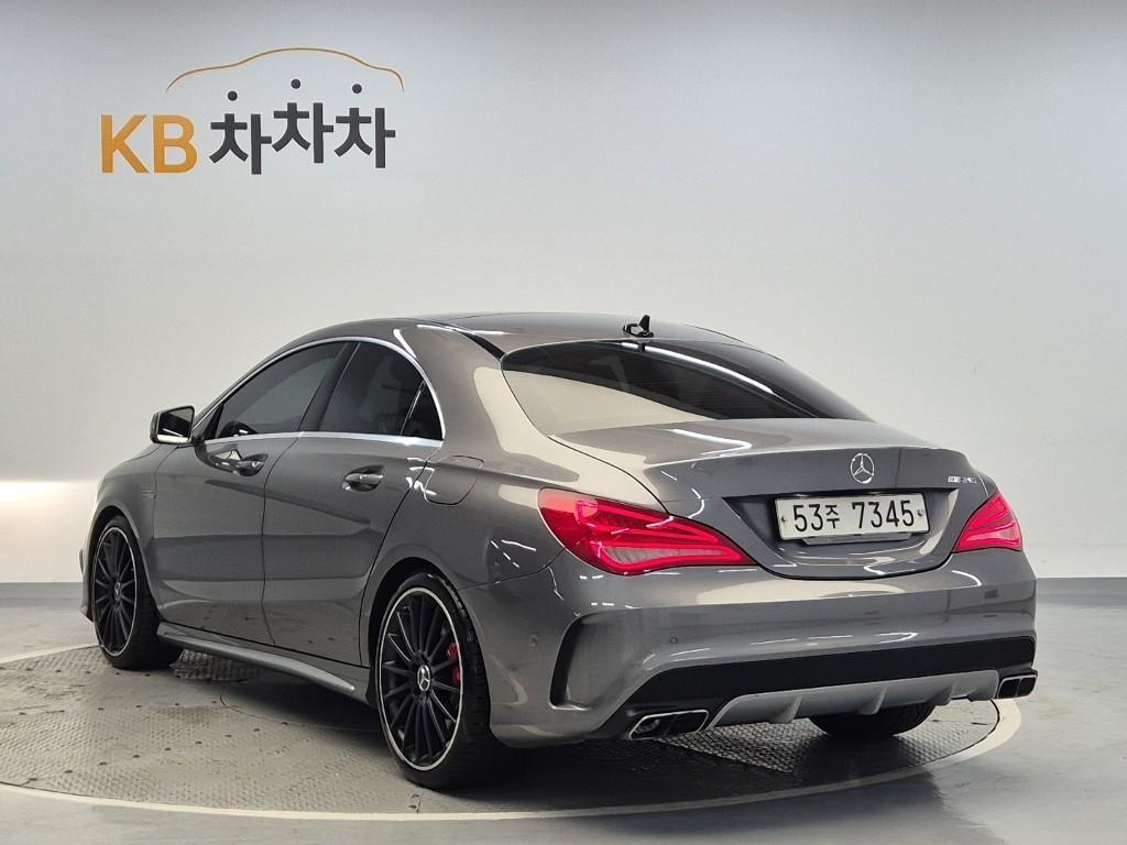 Mercedes Benz CLA Class - Vista 2