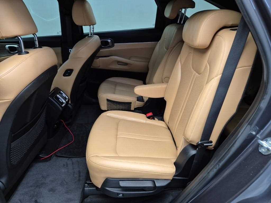 KIA Sorento - Vista 12