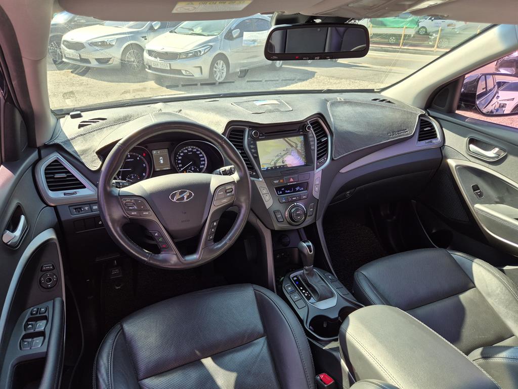 HYUNDAI Maxcruz - Vista 6