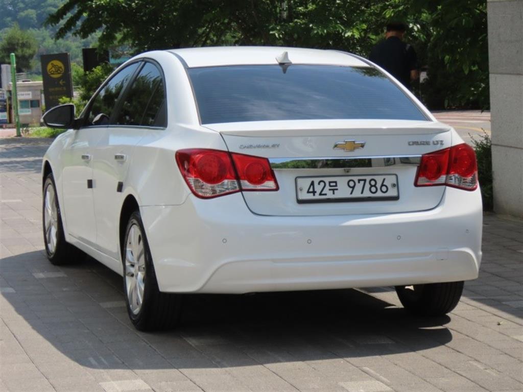 Chevrolet Cruise - Vista 7