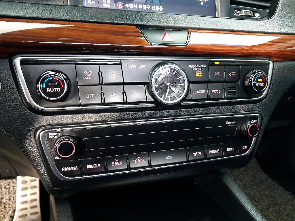 KIA K7 - Vista 12