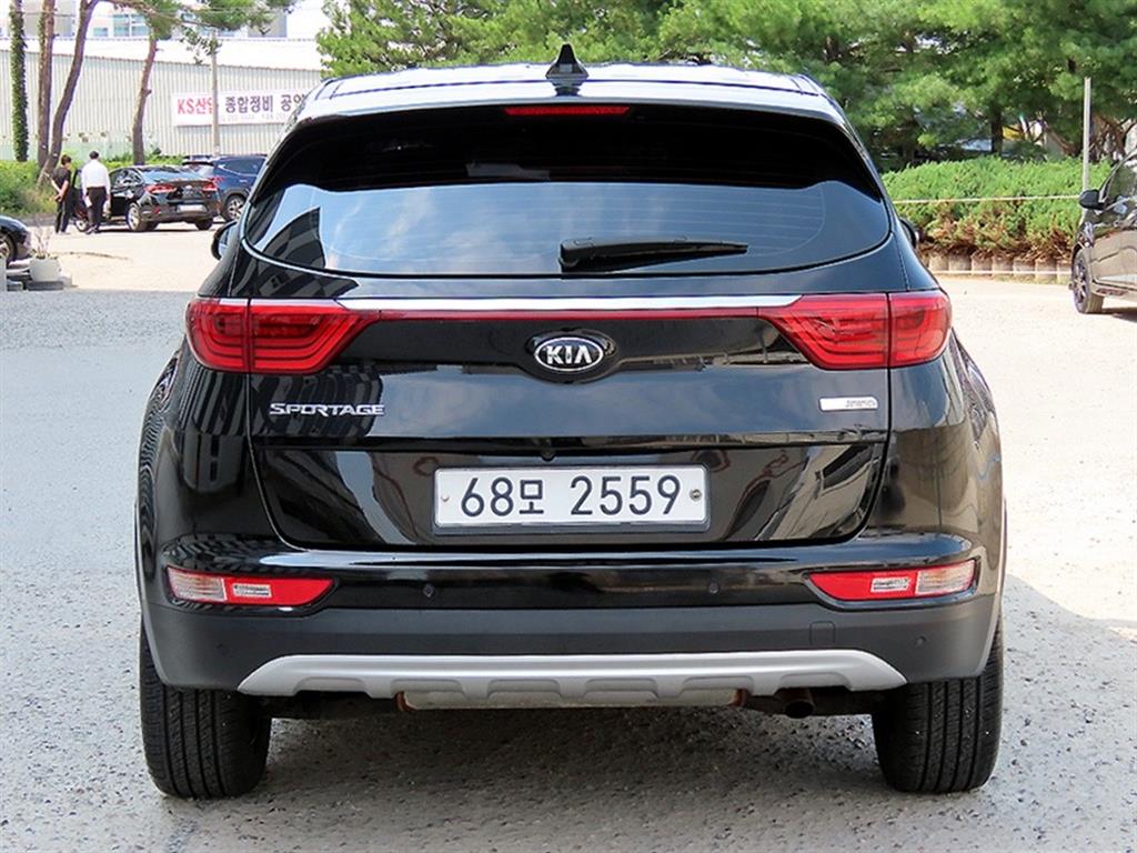 KIA Sportage - Vista 4