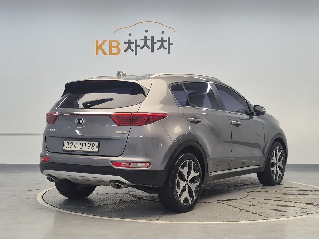 KIA Sportage - Vista 3