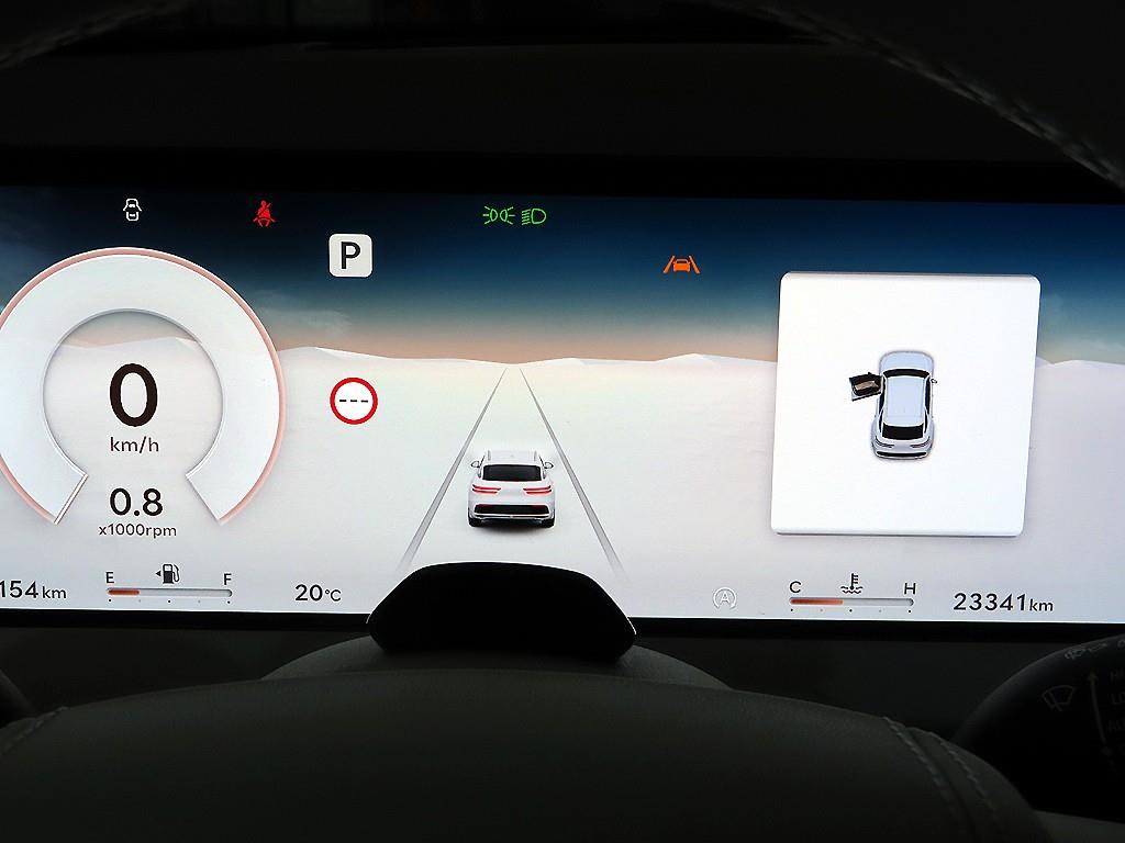 Genesis GV70 - Vista 9