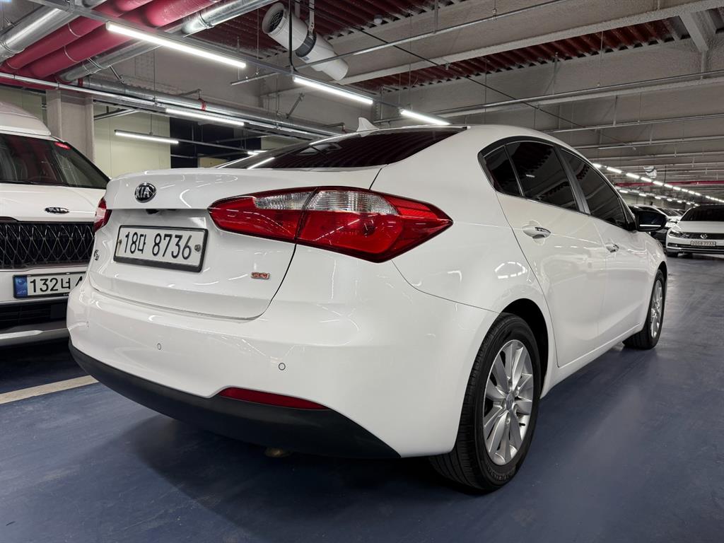 KIA K3 - Vista 4