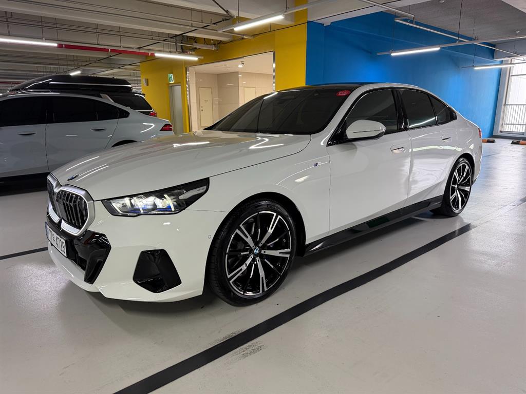BMW 5 Series - Vista 2