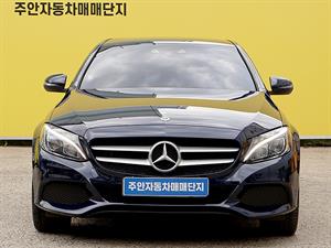 Mercedes Benz C Class - Vista 2