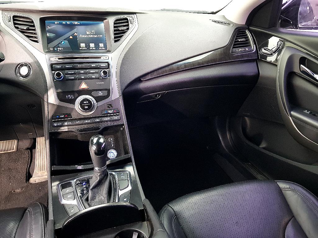 HYUNDAI Grandeur - Vista 10