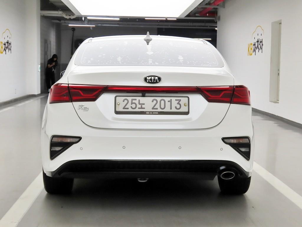 KIA K3 - Vista 3