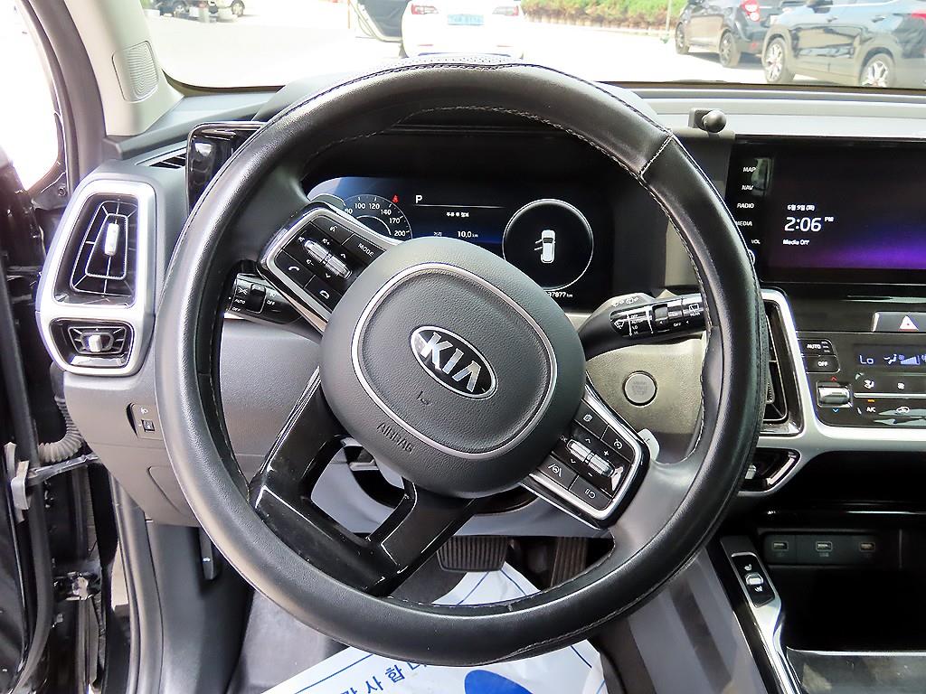 KIA Sorento - Vista 8