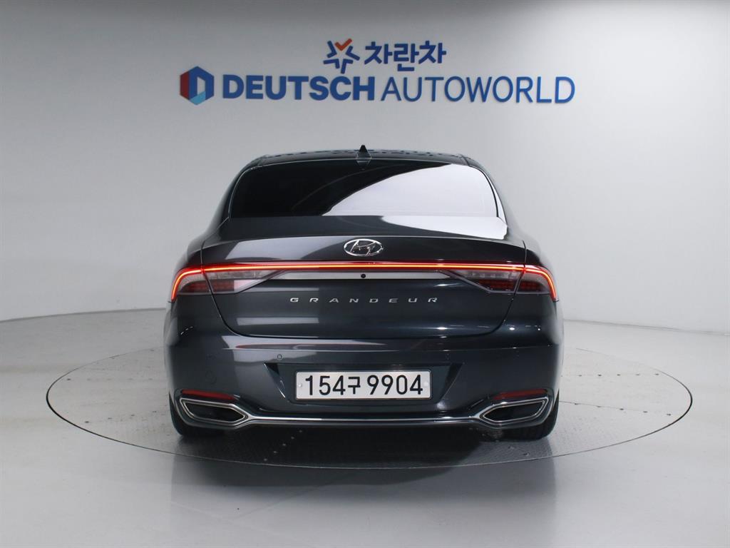 HYUNDAI Grandeur - Vista 4