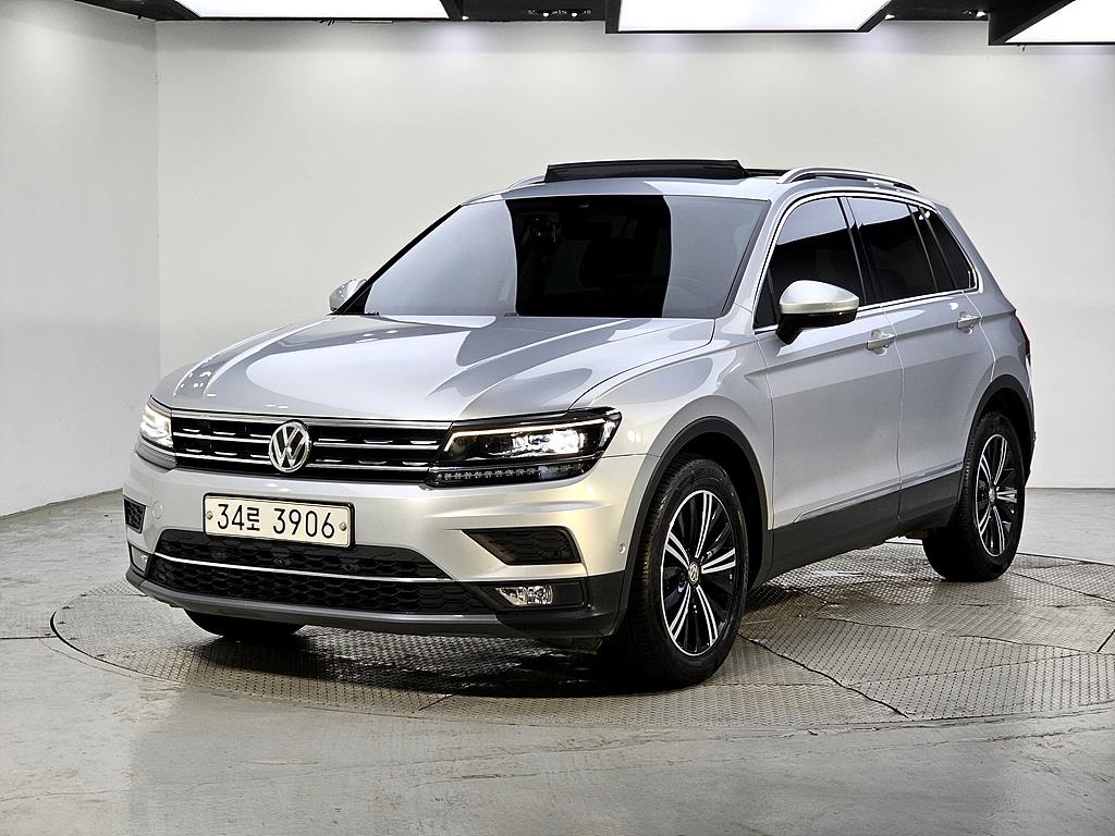 Volkswagen Tiguan 2018 Plateado - Importación desde Corea - HF Imports Iquique - Foto 1