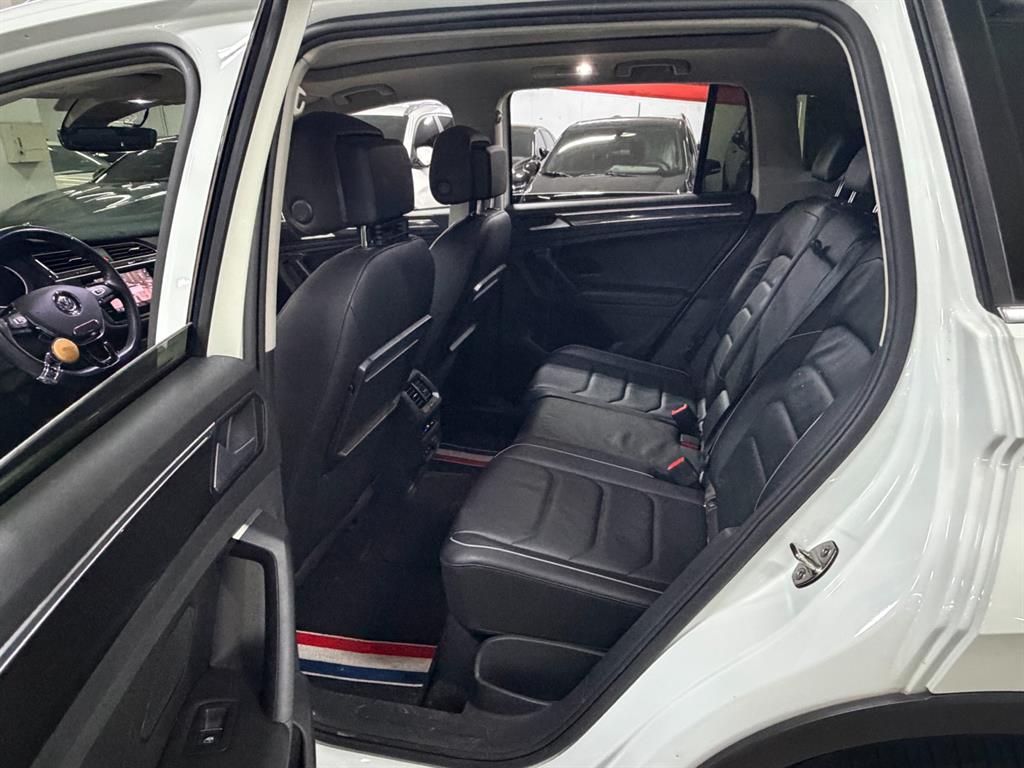 Volkswagen Tiguan - Vista 7