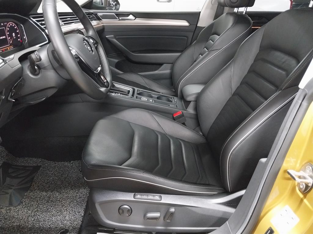 Volkswagen Arteon 2020 Amarillo - Importación desde Corea - HF Imports Iquique - Foto 13