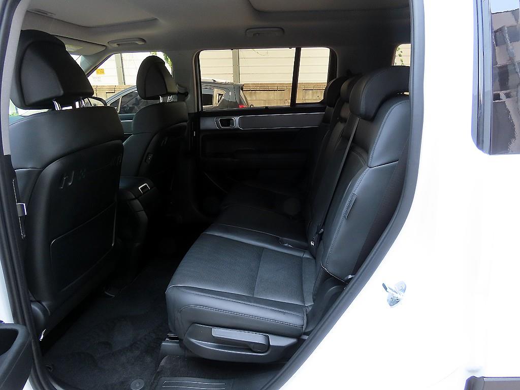 HYUNDAI Santa Fe - Vista 6