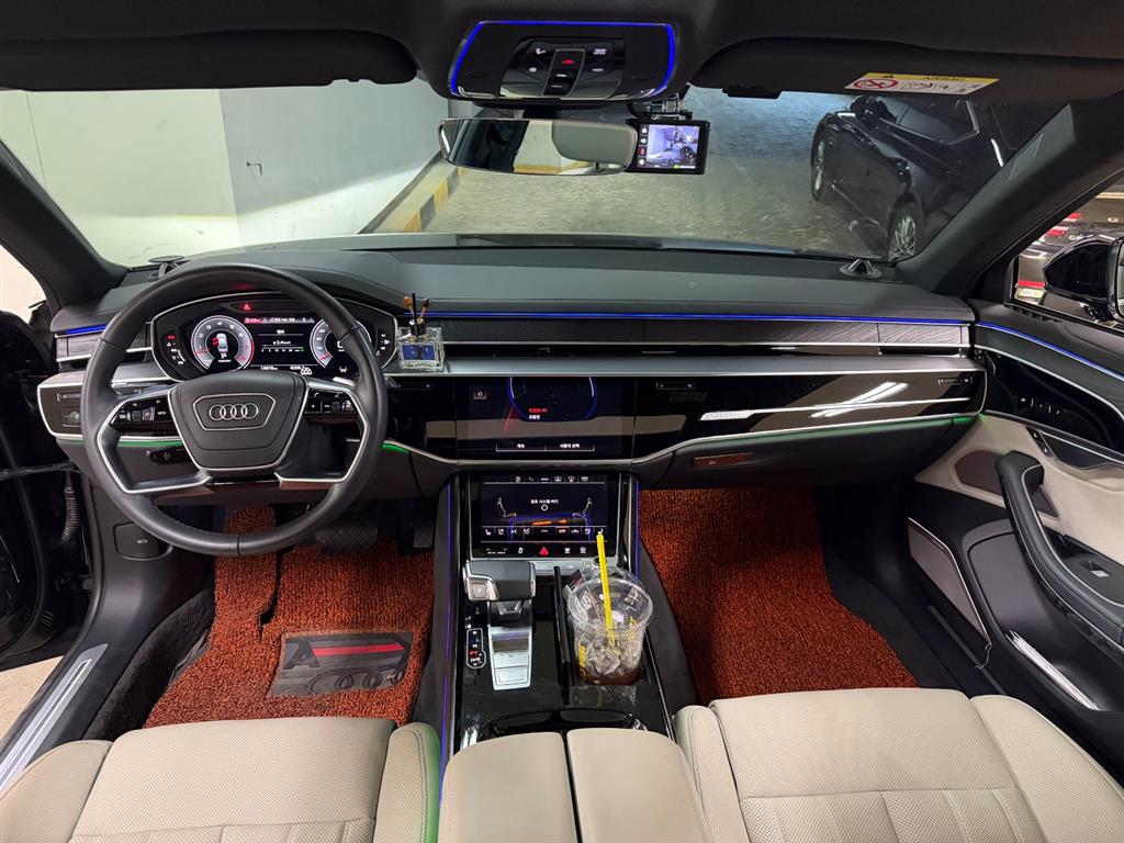 Audi A8 - Vista 8
