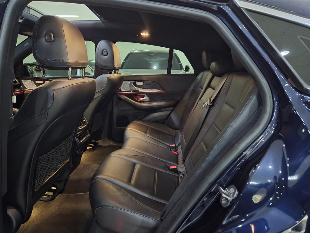 Mercedes Benz GLE Class - Vista 11