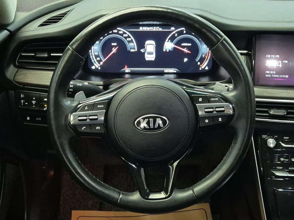 KIA K7 - Vista 9