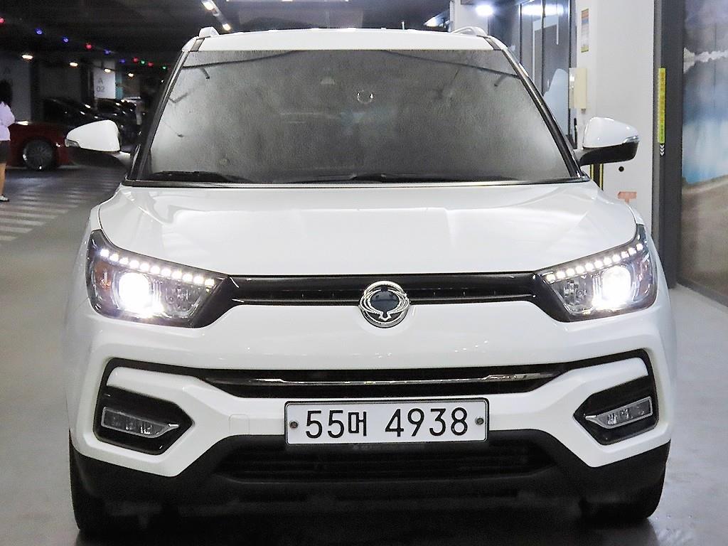 Ssangyong Tivoli - Vista 2
