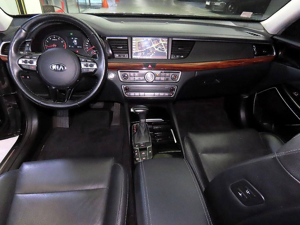 KIA K7 - Vista 10